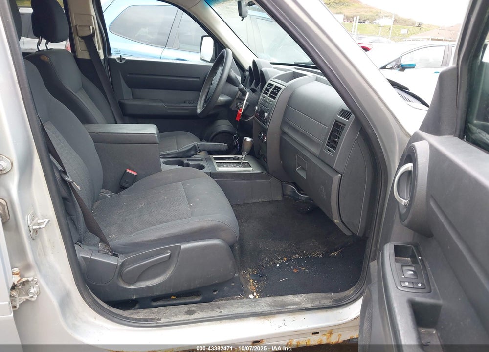 2011 DODGE NITRO HEAT VIN: 1D4PU4GK5BW598686