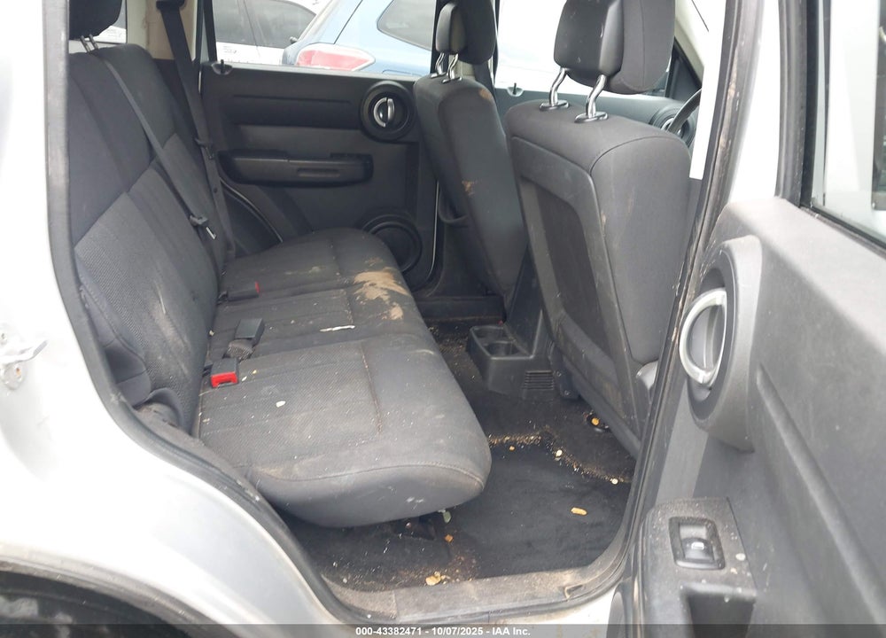 2011 DODGE NITRO HEAT VIN: 1D4PU4GK5BW598686