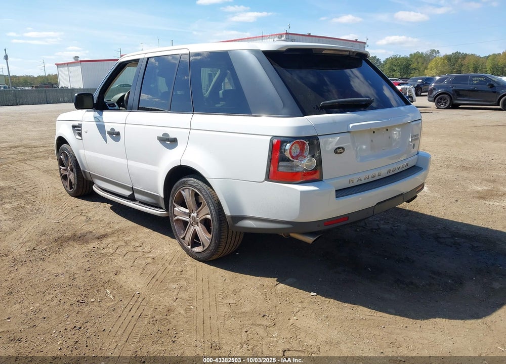 2011 LAND ROVER RANGE ROVER SPORT VIN: SALSH2E45BA268640