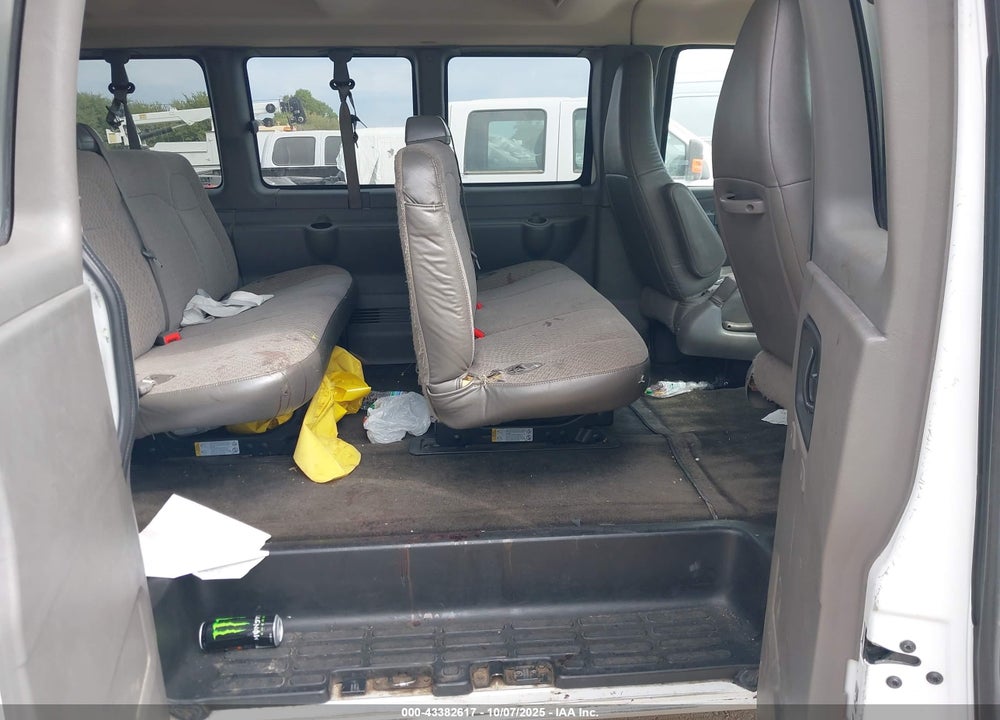 2017 CHEVROLET EXPRESS 3500 VIN: 1GAZGPFG5H1336841