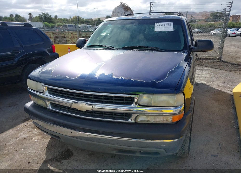2003 CHEVROLET TAHOE LS VIN: 1GNEC13V13J300419