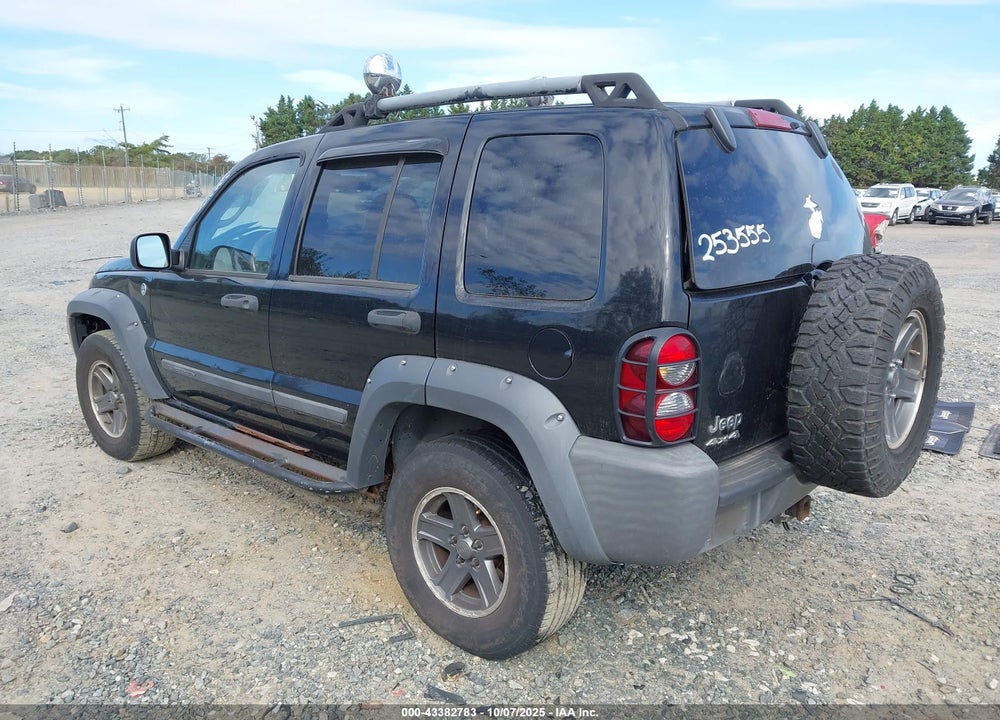 2006 JEEP LIBERTY VIN: 1J4GL38K76W253555