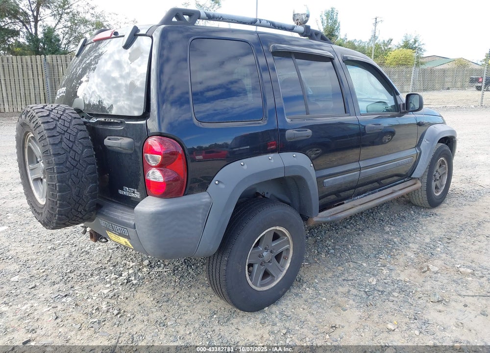 2006 JEEP LIBERTY VIN: 1J4GL38K76W253555