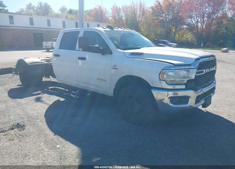 2022 RAM 3500 CHASSIS TRADESMAN/SLT/LAIE/LIMITED VIN: 3C7WRTCL4NG138248