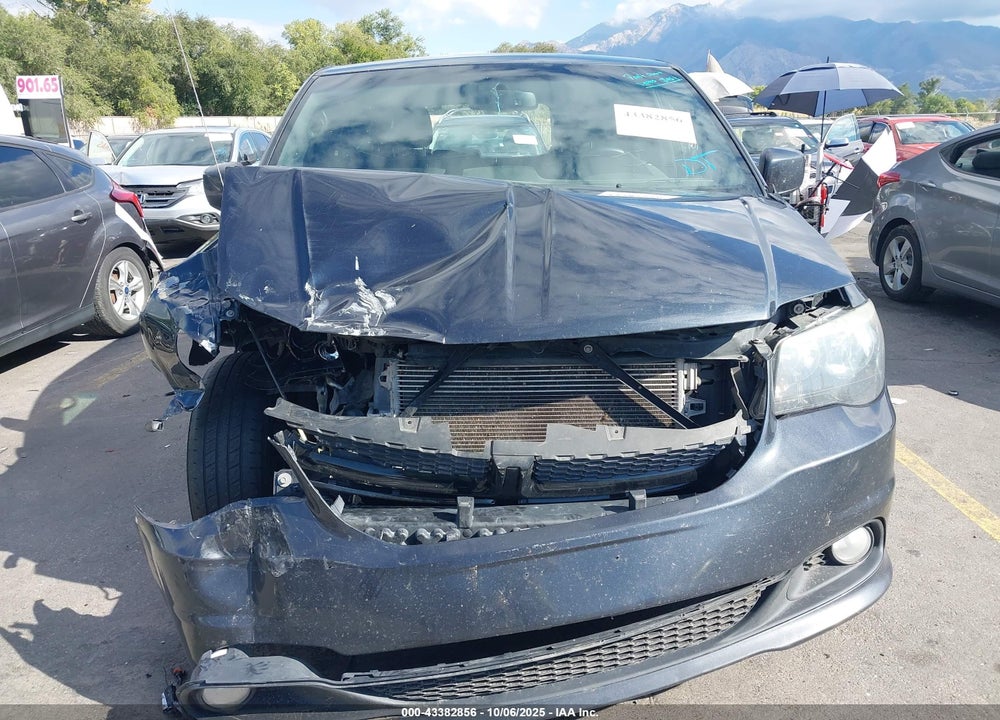 2014 DODGE GRAND CARAVAN SXT VIN: 2C4RDGCG0ER104868