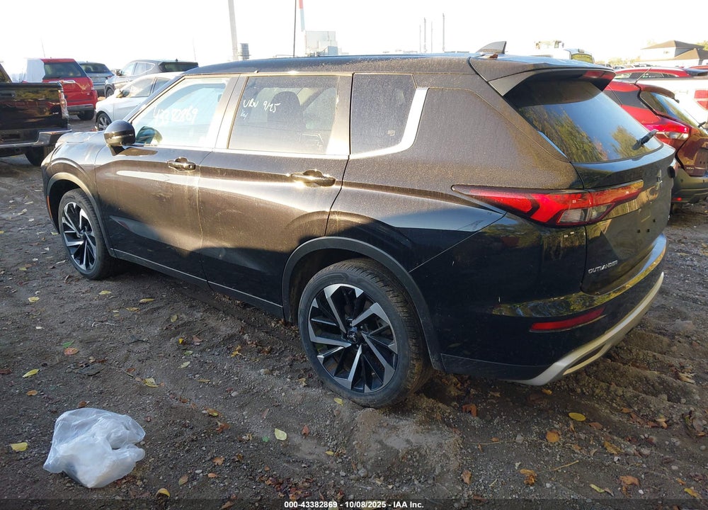 2024 MITSUBISHI OUTLANDER VIN: JA4J4VA81RZ088652
