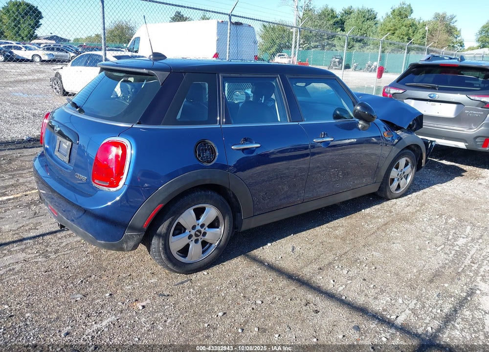 2016 MINI HARDTOP VIN: WMWXU1C56G2D09826
