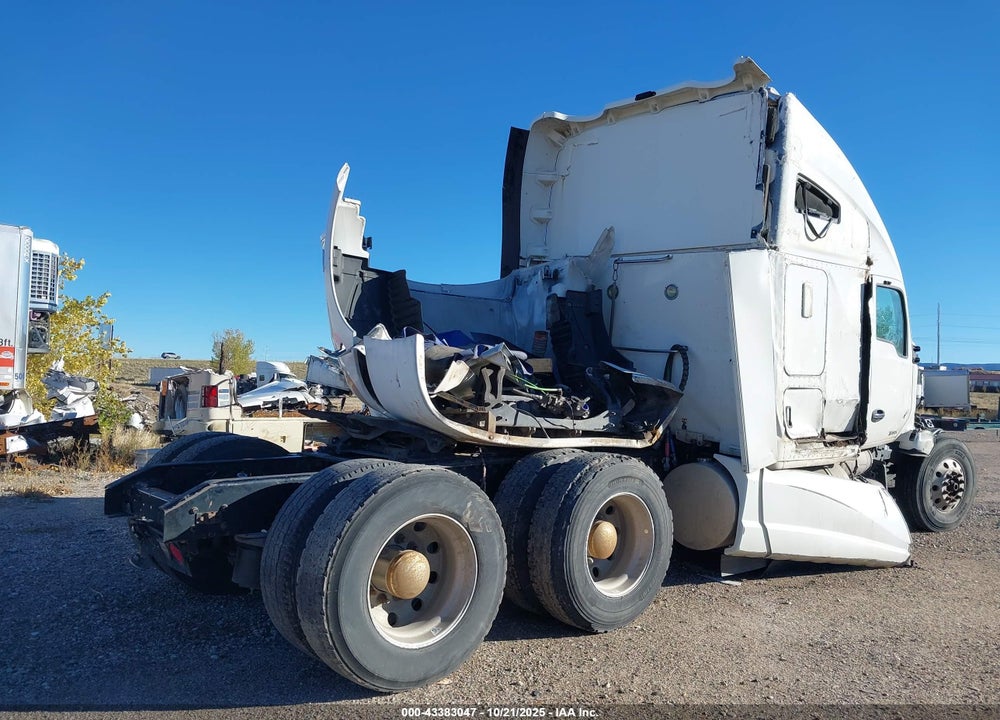 2016 KENWORTH CONSTRUCTION T680 VIN: 1XKYDP9X4GJ127553