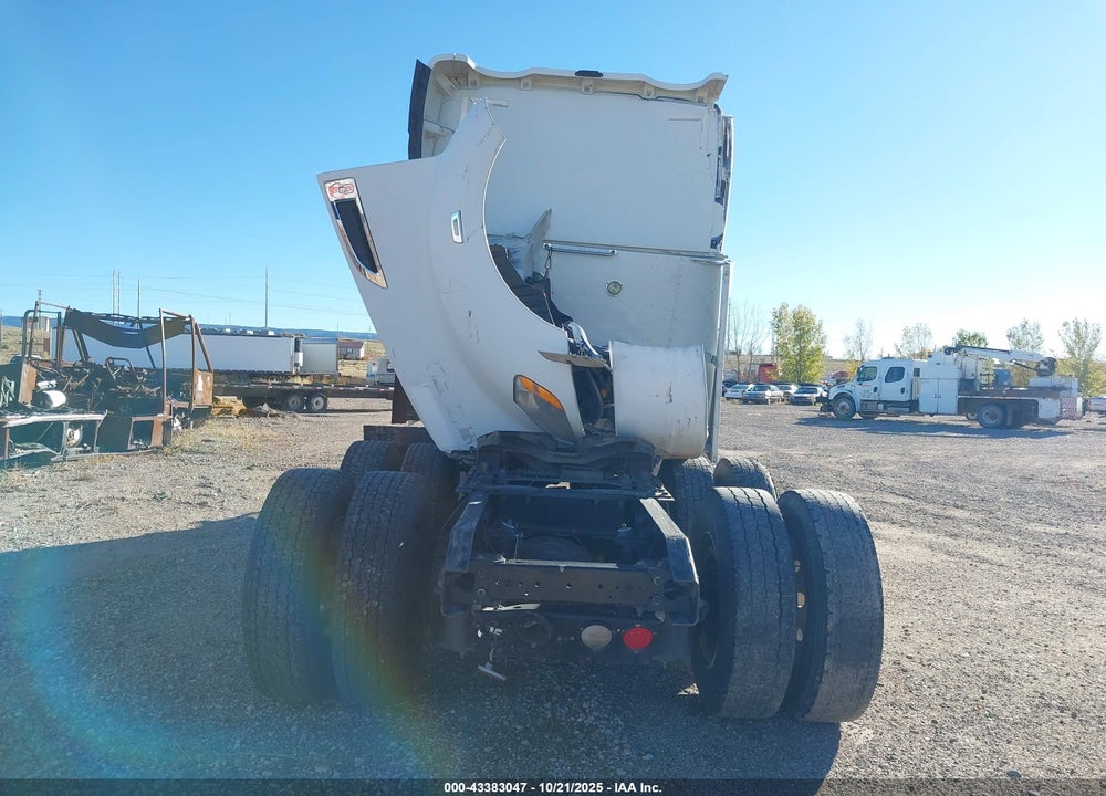 2016 KENWORTH CONSTRUCTION T680 VIN: 1XKYDP9X4GJ127553
