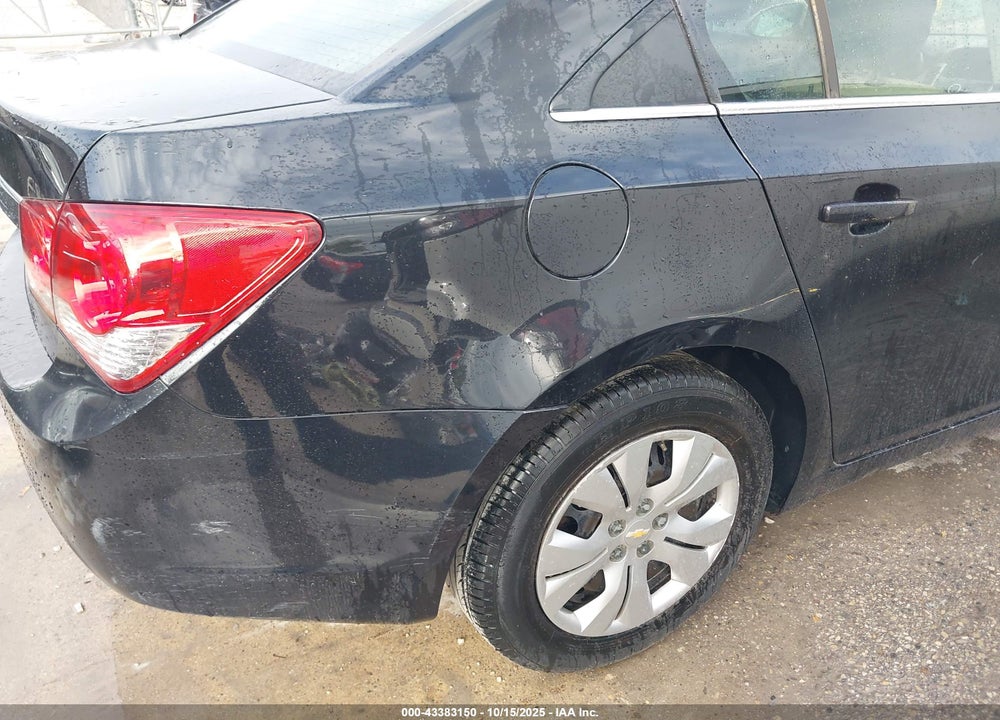 2011 CHEVROLET CRUZE LS VIN: 1G1PC5SH3B7185637