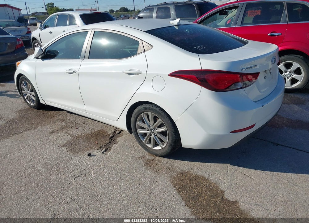 2014 HYUNDAI ELANTRA VIN: 5NPDH4AE8EH486594