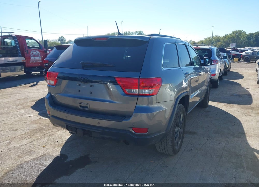 2013 JEEP GRAND CHEROKEE VIN: 1C4RJFAG8DC572909