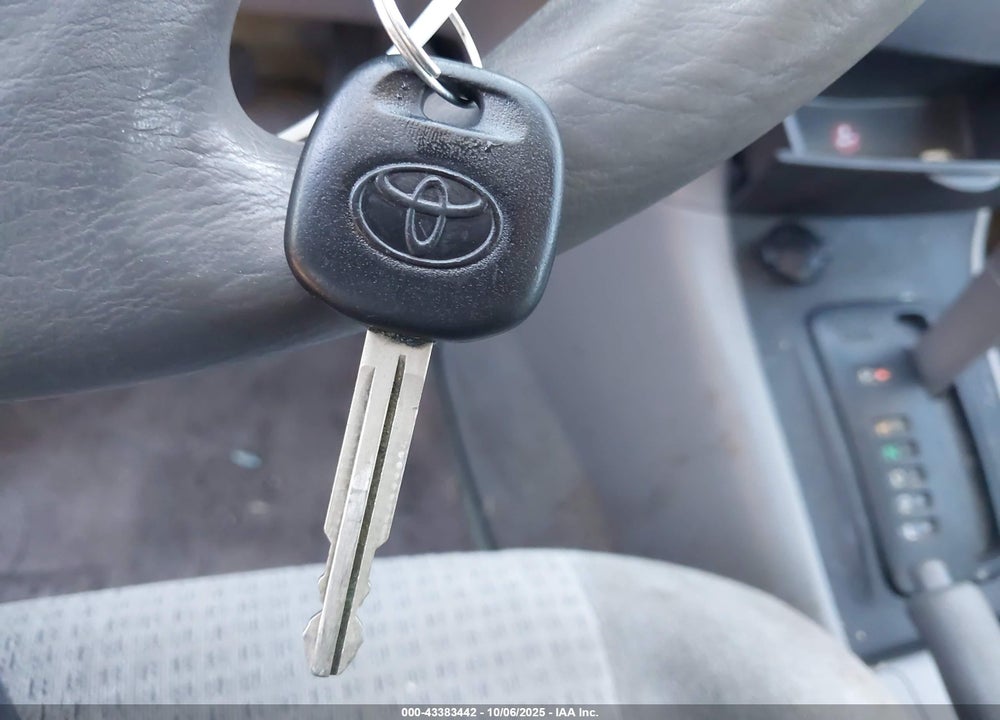 2007 TOYOTA COROLLA CE VIN: 2T1BR32E57C741513