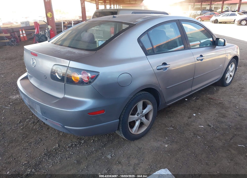 2005 MAZDA 3 S VIN: JM1BK323751332594