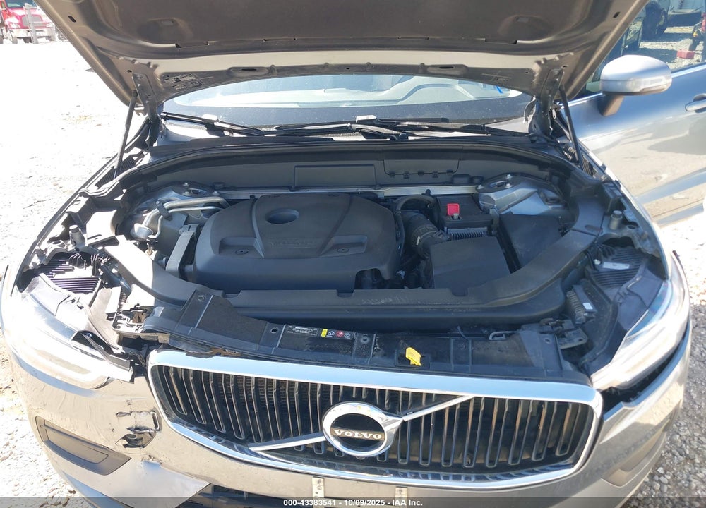 2018 VOLVO XC60 T6 MOMENTUM VIN: YV4A22RK2J1080618