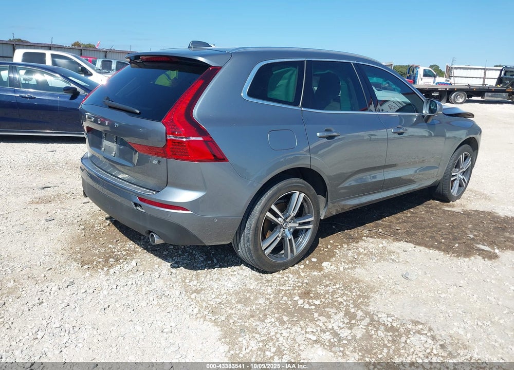 2018 VOLVO XC60 T6 MOMENTUM VIN: YV4A22RK2J1080618