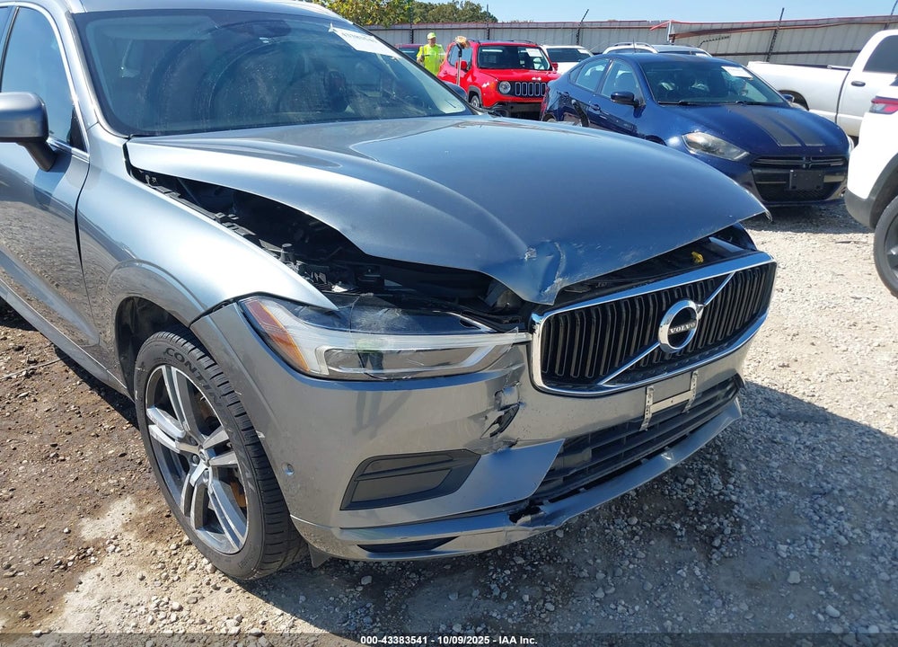 2018 VOLVO XC60 T6 MOMENTUM VIN: YV4A22RK2J1080618