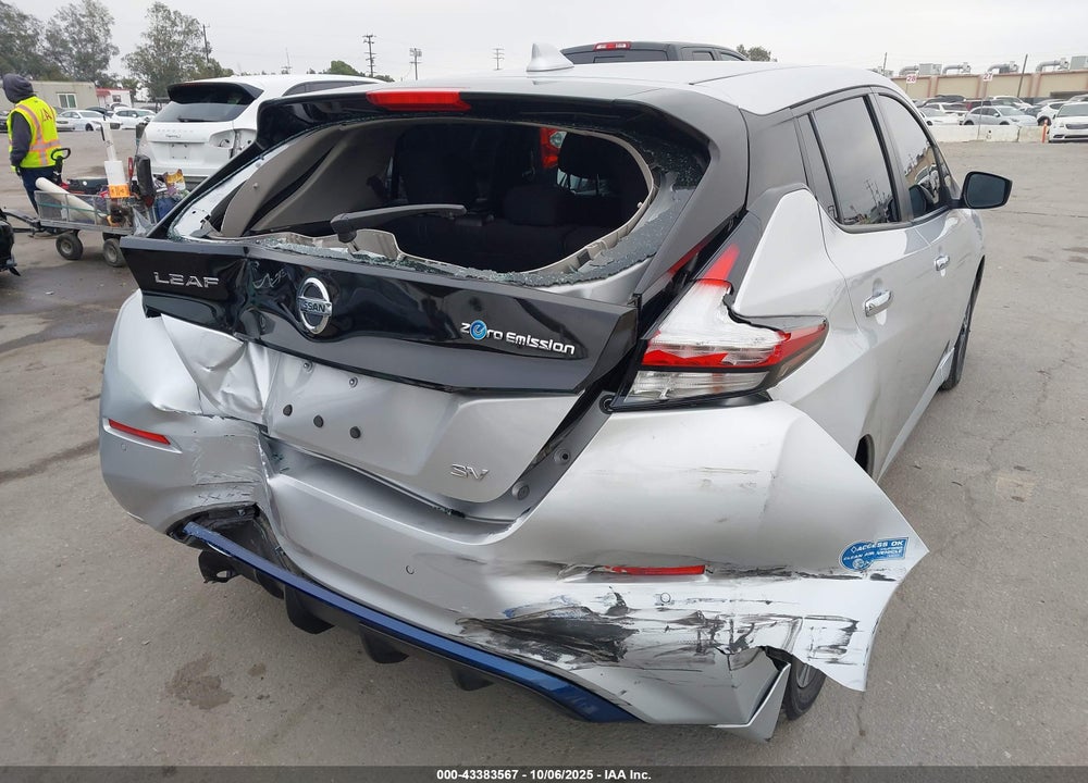 2021 NISSAN LEAF VIN: 1N4AZ1CV4MC551811