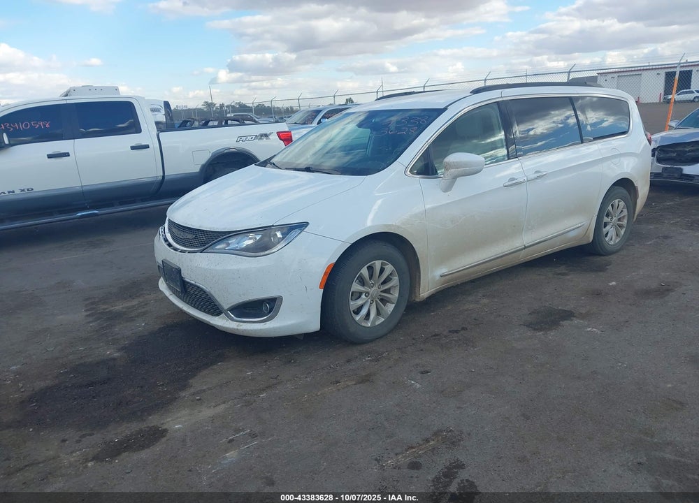 2017 CHRYSLER PACIFICA TOURING-L VIN: 2C4RC1BG3HR739136