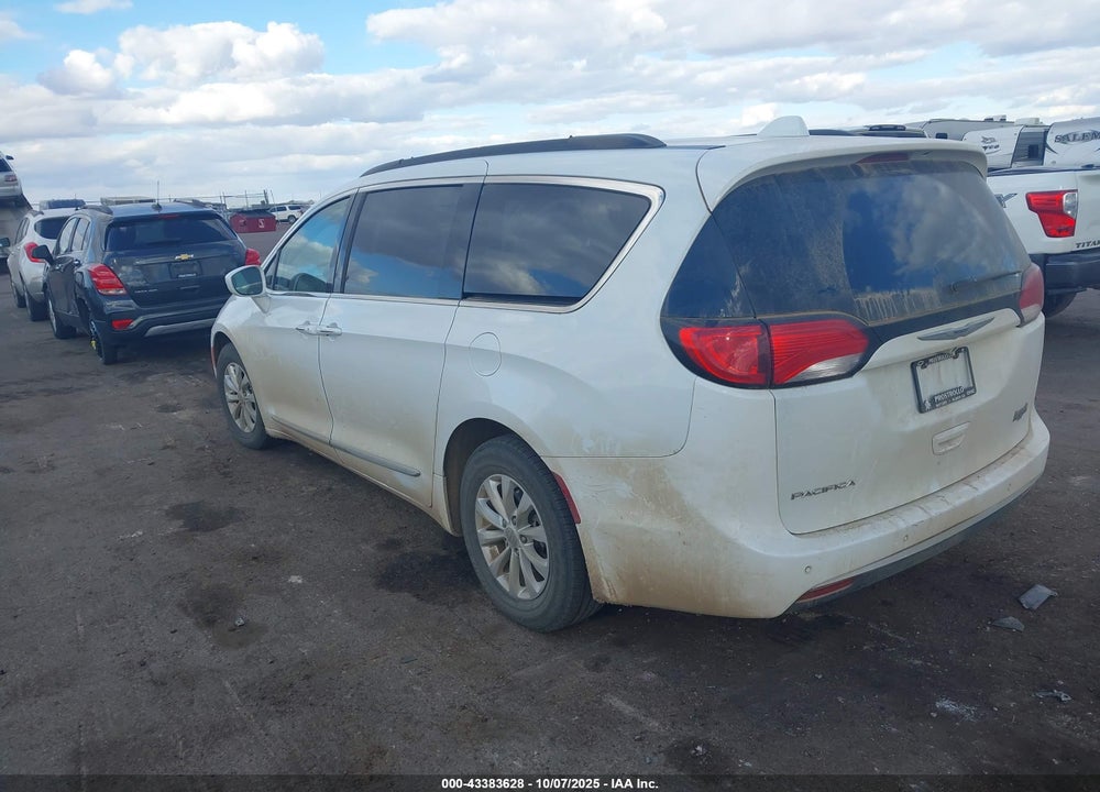 2017 CHRYSLER PACIFICA TOURING-L VIN: 2C4RC1BG3HR739136
