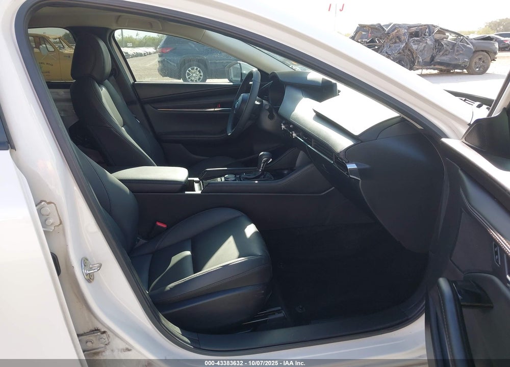 2024 MAZDA 3 2.5 S PREFERRED VIN: 3MZBPACM5RM412530