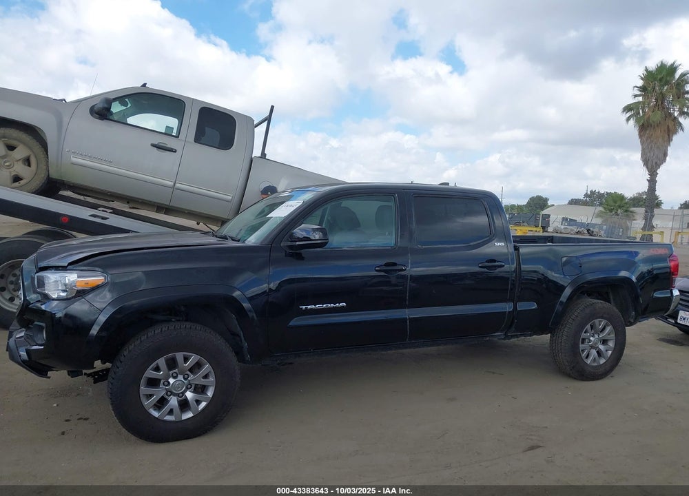 2018 TOYOTA TACOMA DBL CAB/SR5/TRD SPORT/OR VIN: 3TMDZ5BN1JM037991