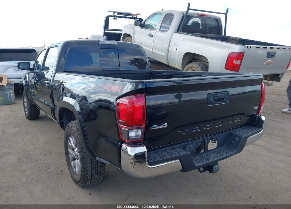 2018 TOYOTA TACOMA DBL CAB/SR5/TRD SPORT/OR VIN: 3TMDZ5BN1JM037991