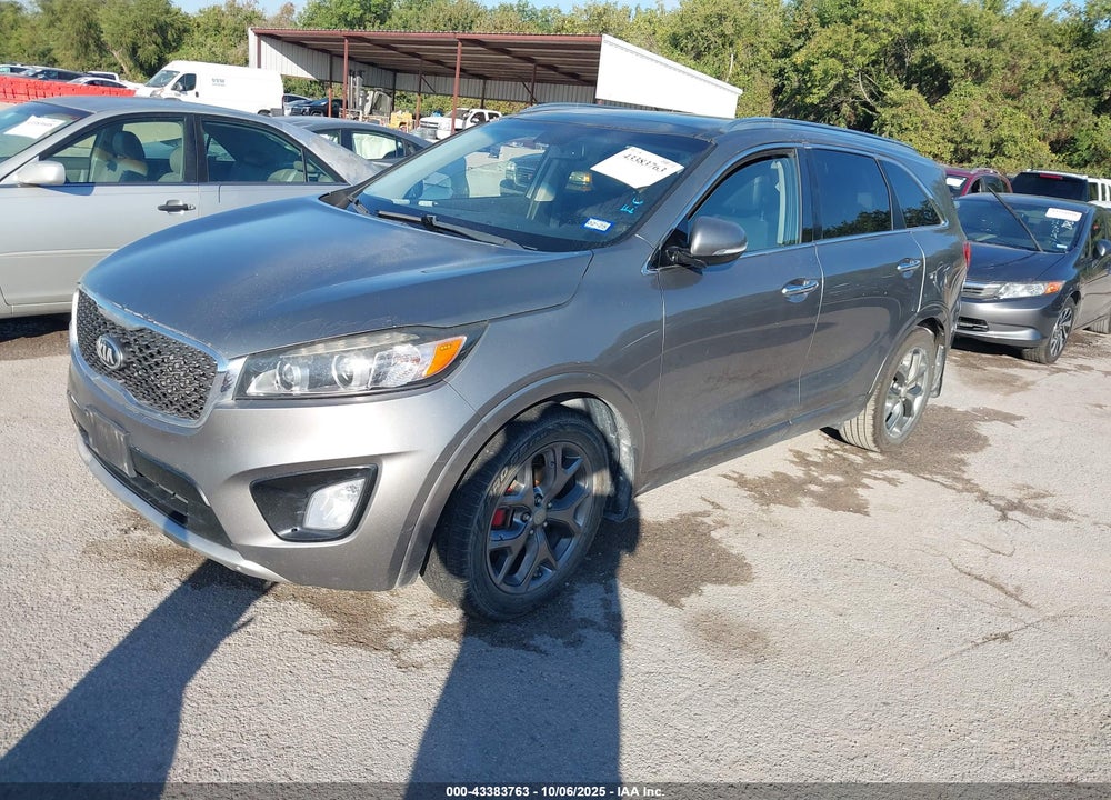 2016 KIA SORENTO VIN: 5XYPK4A55GG164360