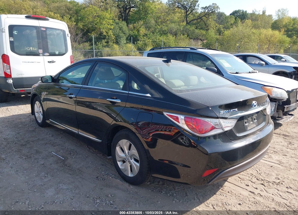 2014 HYUNDAI SONATA HYBRID VIN: KMHEC4A48EA115321