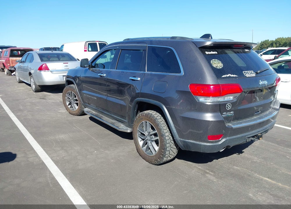 2018 JEEP GRAND CHEROKEE VIN: 1C4RJFBM7JC470422