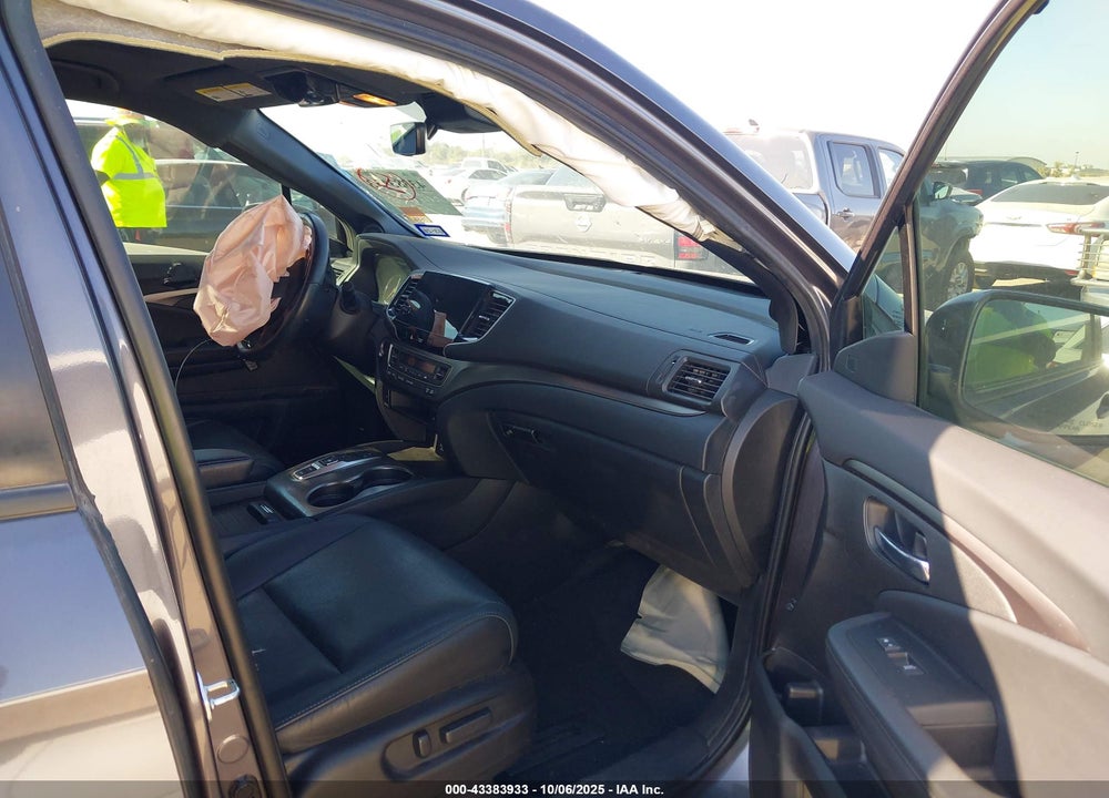 2021 HONDA PASSPORT 2WD EX-L VIN: 5FNYF7H52MB001975