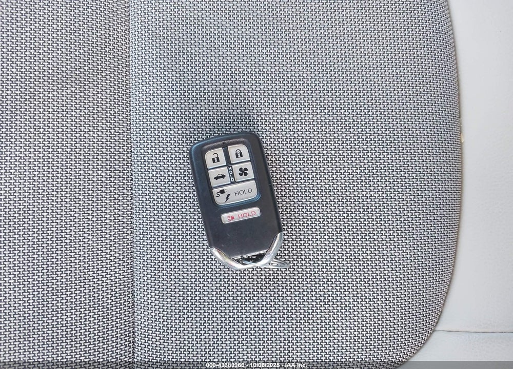 2019 HONDA CLARITY PLUG-IN HYBRID VIN: JHMZC5F10KC001354