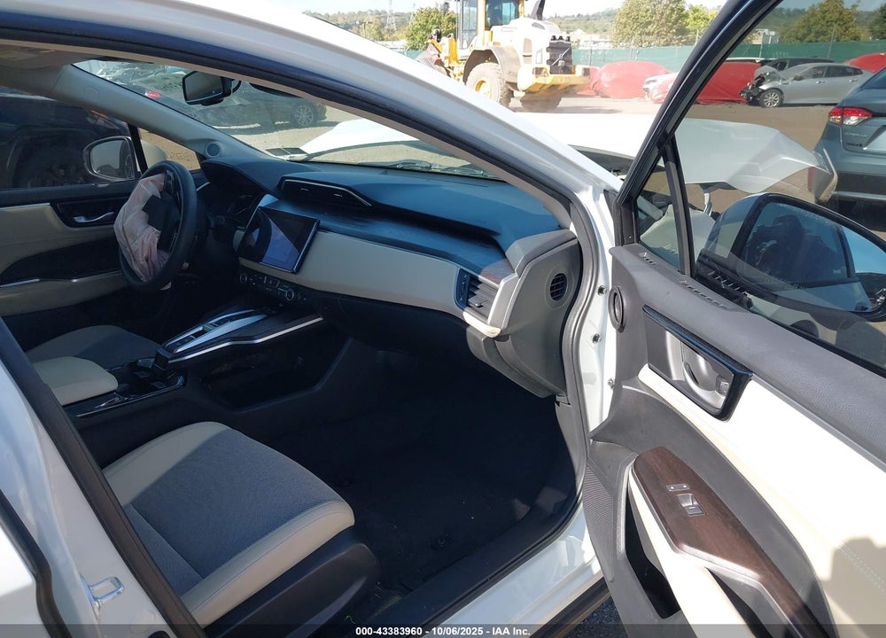 2019 HONDA CLARITY PLUG-IN HYBRID VIN: JHMZC5F10KC001354