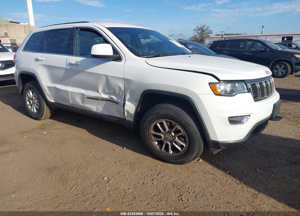 2019 JEEP GRAND CHEROKEE LAREDO 4X4 VIN: 1C4RJFAG0KC552733