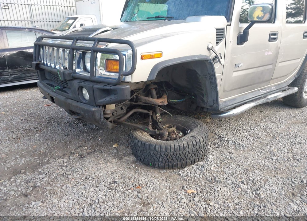 2005 HUMMER H2 SUV VIN: 5GRGN23U15H123758