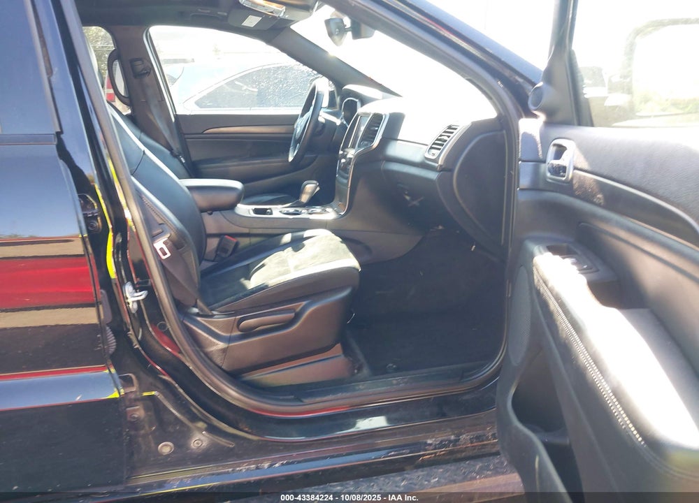 2018 JEEP GRAND CHEROKEE VIN: 1C4RJFAG6JC249762