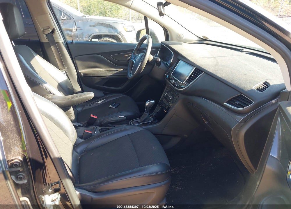 2018 BUICK ENCORE PREFERRED VIN: KL4CJASB4JB572140
