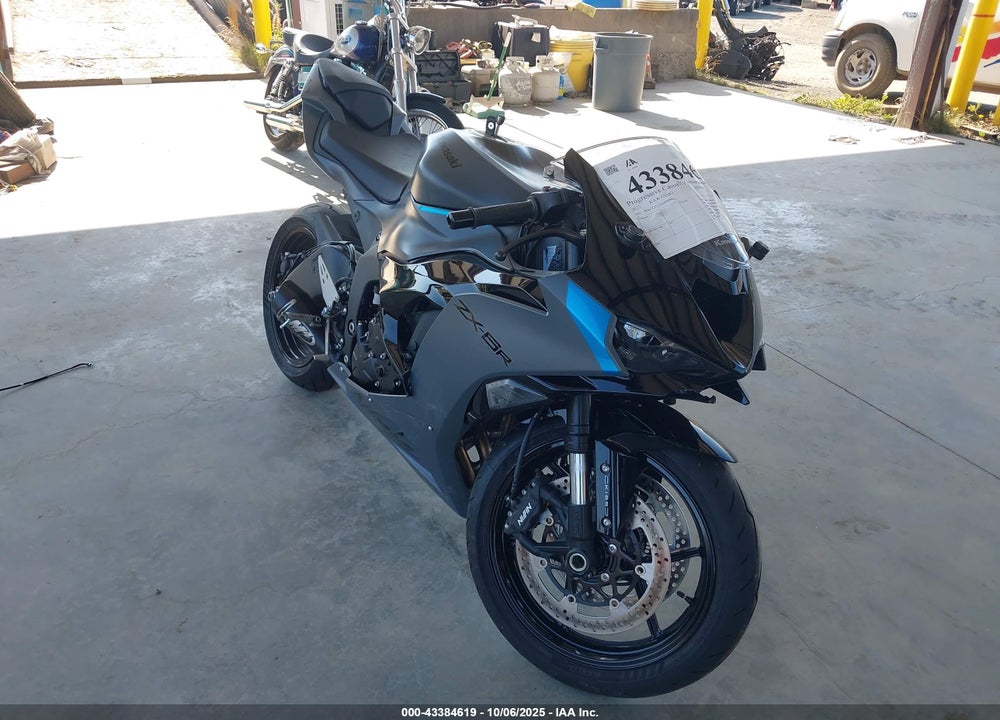2025 KAWASAKI ZX636 K VIN: JKBZXJJ12SA024996