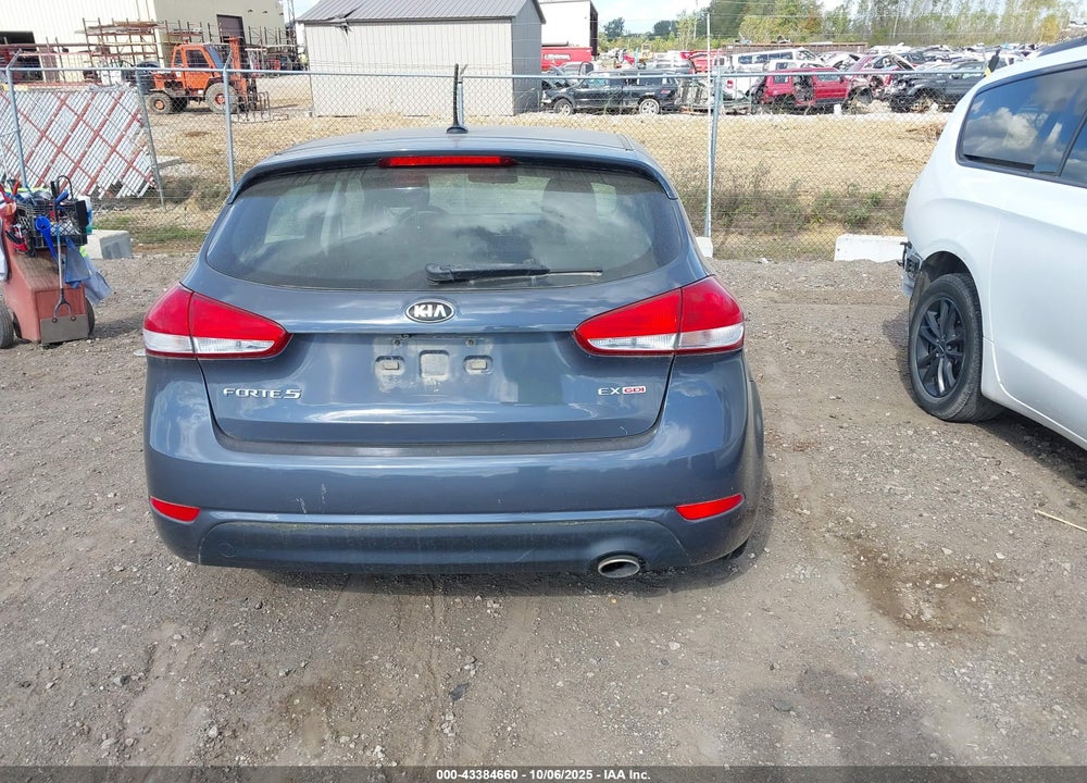 2016 KIA FORTE VIN: KNAFX5A8XG5493106