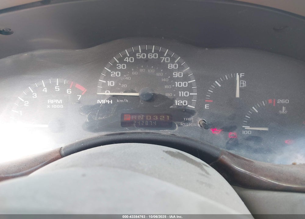 2000 CHEVROLET MALIBU VIN: 1G1NE52J7Y6172165