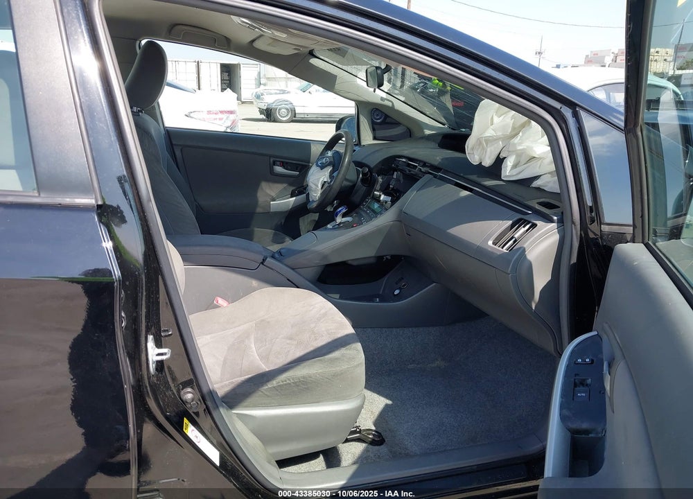 2011 TOYOTA PRIUS VIN: JTDKN3DU2B0256913
