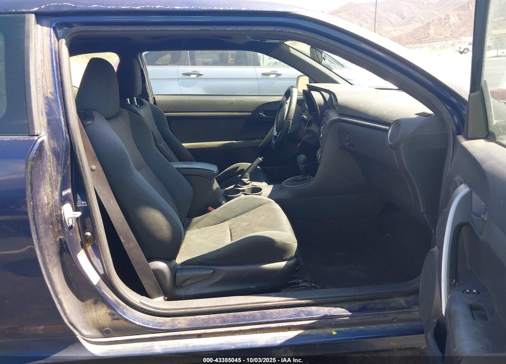 2011 SCION TC VIN: JTKJF5C7XB3004673