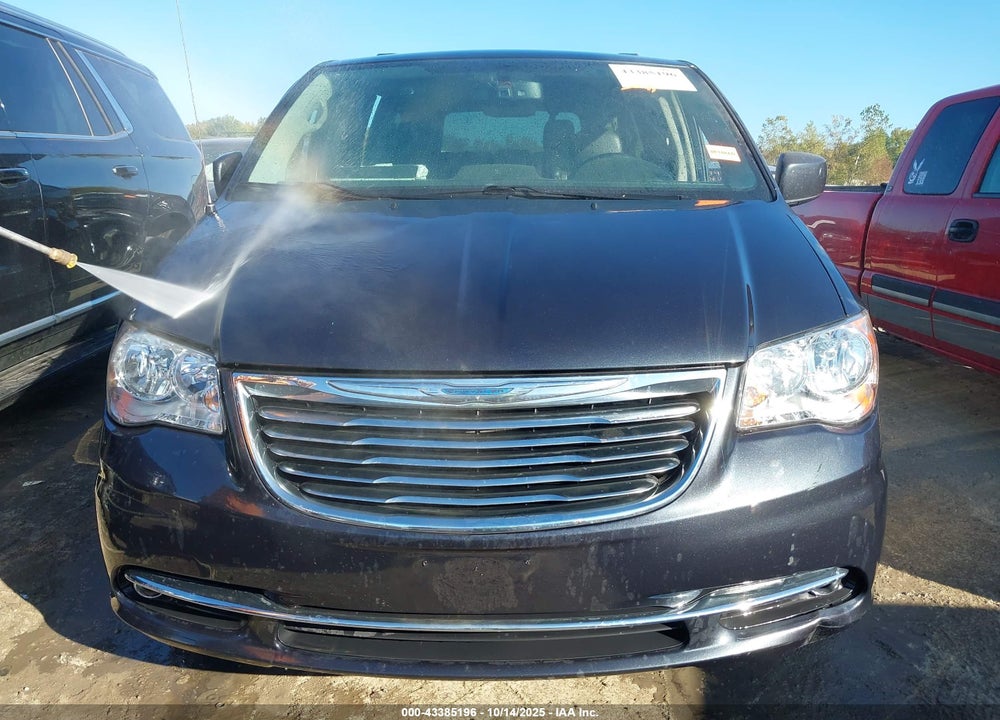 2014 CHRYSLER TOWN & COUNTRY VIN: 2C7WC1BG2ER221634