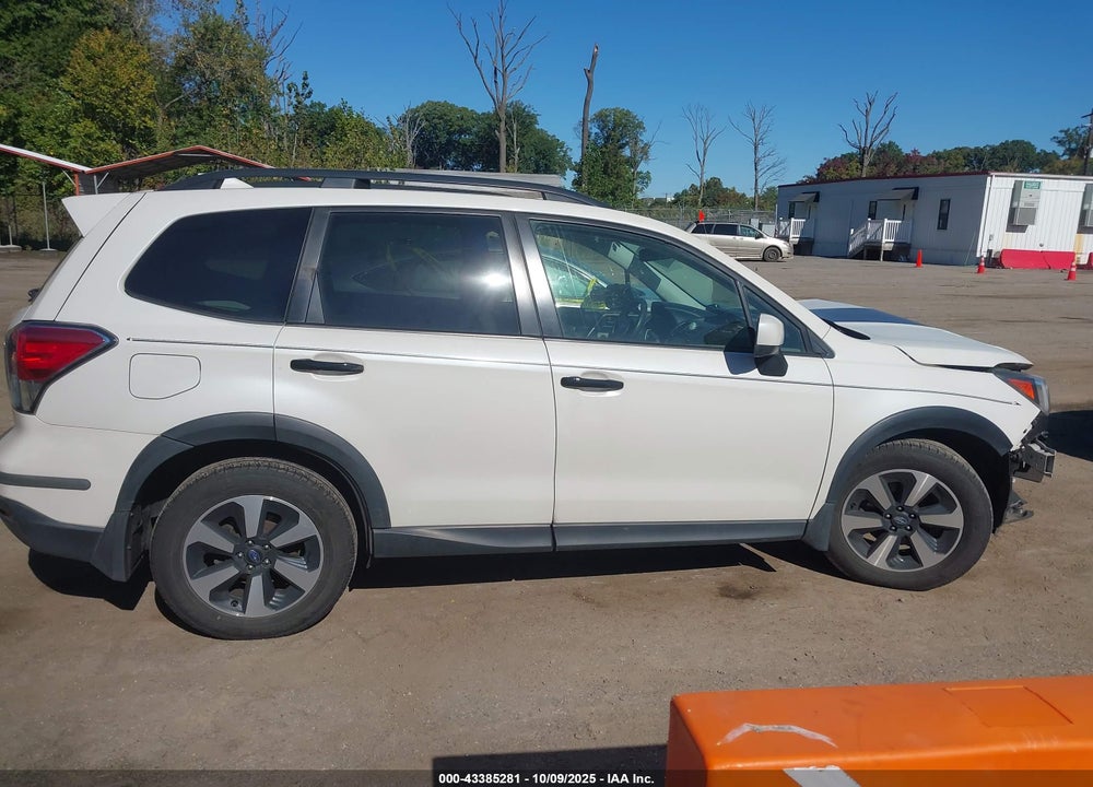 2017 SUBARU FORESTER 2.5I PREMIUM VIN: JF2SJAEC4HH566420