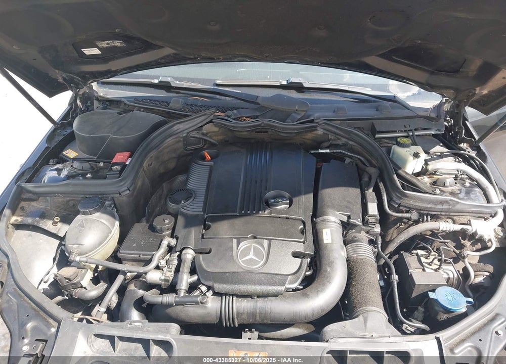 2013 MERCEDES-BENZ C CLASS VIN: WDDGF4HBXDR292953