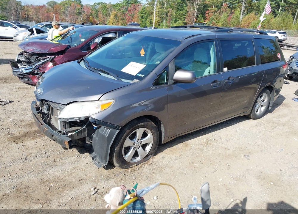 2013 TOYOTA SIENNA LE V6 8 PASSENGER VIN: 5TDKK3DC2DS362729