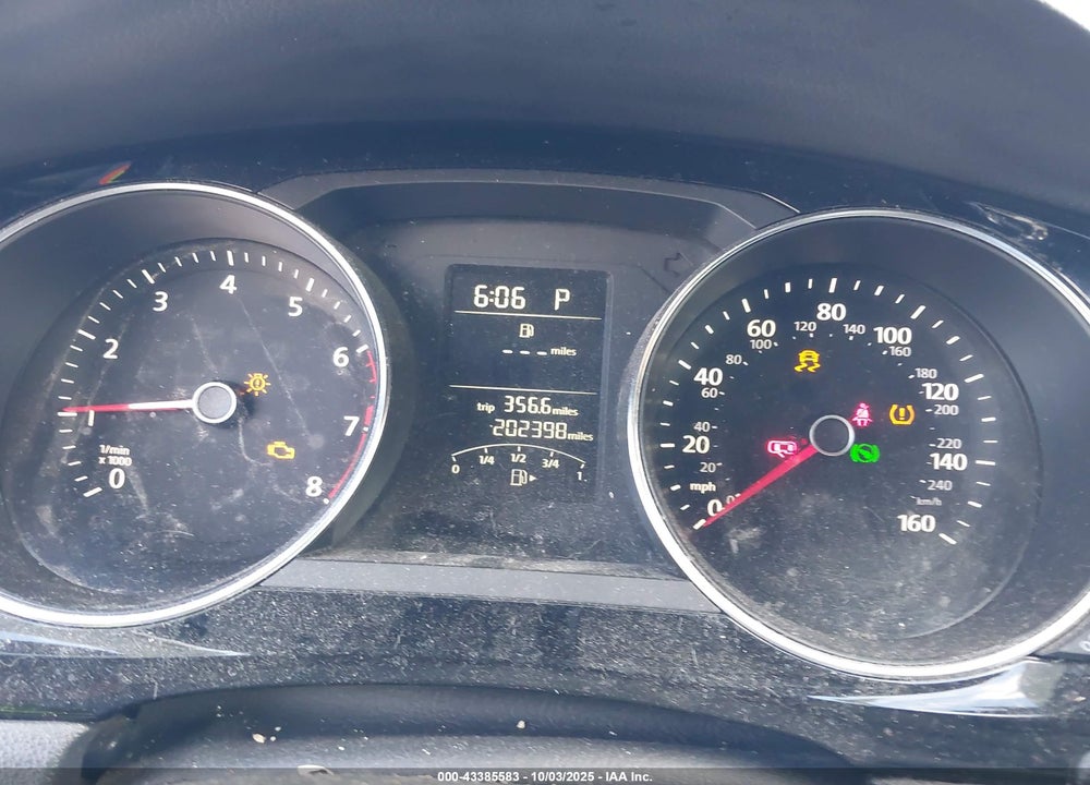 2015 VOLKSWAGEN JETTA VIN: 3VWD17AJXFM418616