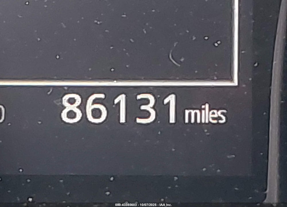 2019 TOYOTA CAMRY LE VIN: 4T1B11HK8KU757480