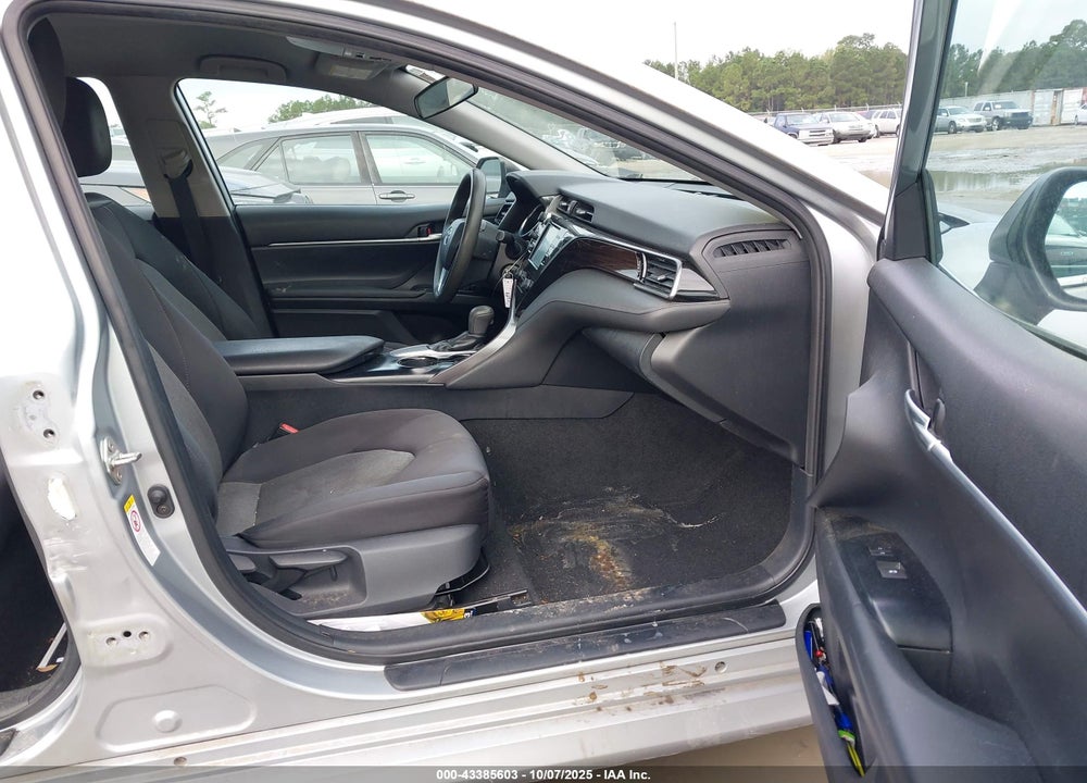 2019 TOYOTA CAMRY LE VIN: 4T1B11HK8KU757480