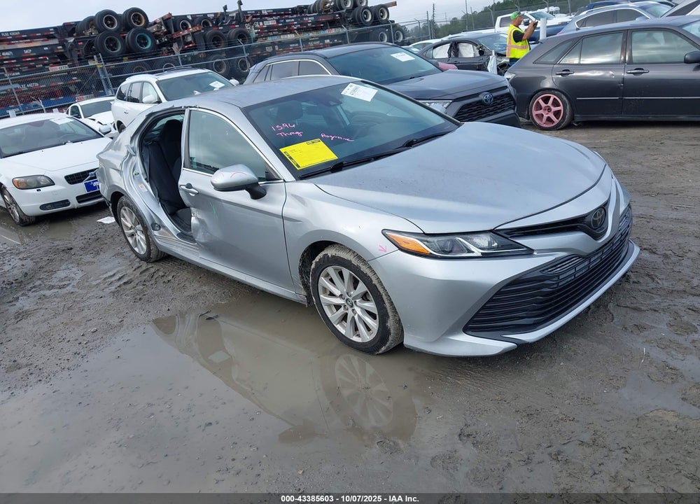 2019 TOYOTA CAMRY LE VIN: 4T1B11HK8KU757480